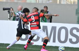 Lances do primeiro tempo do jogo entre Atltico e Flamengo no Independncia