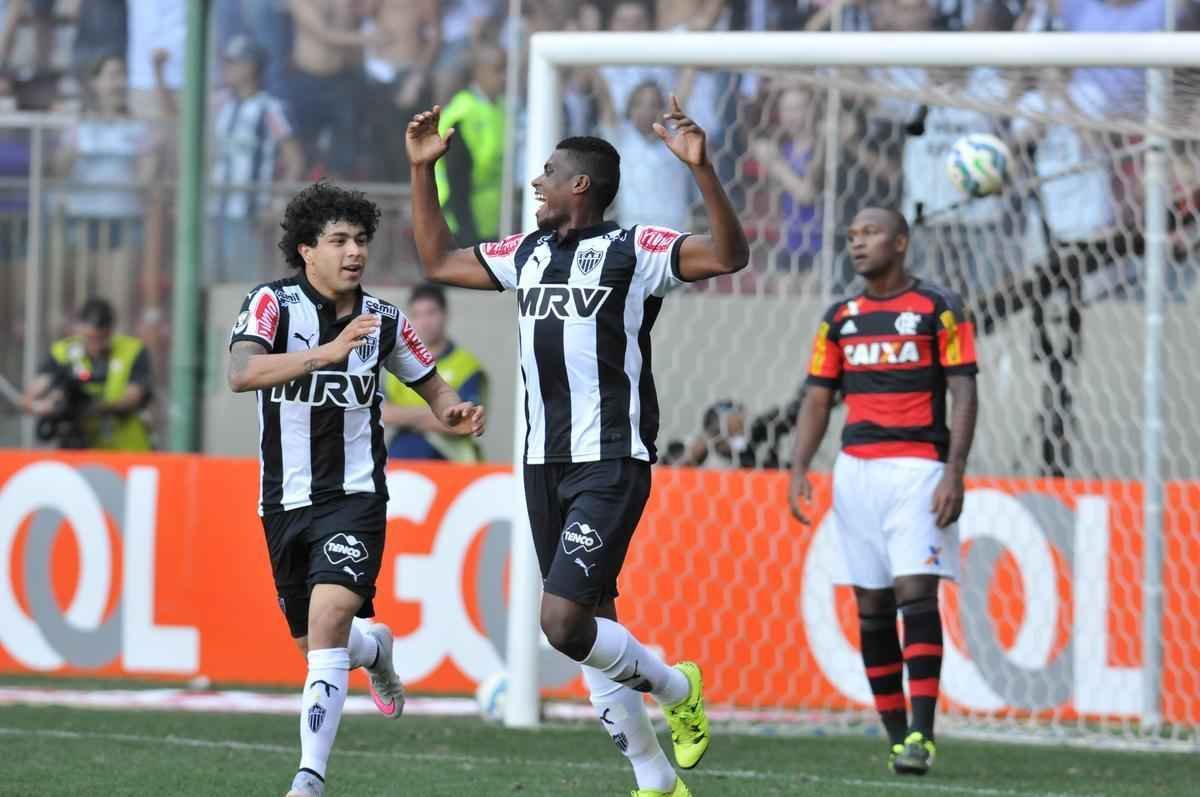 lances do primeiro tempo do jogo entre Atltico e Flamengo no Independncia