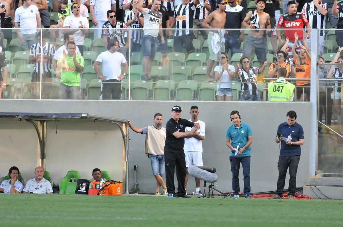 lances do primeiro tempo do jogo entre Atltico e Flamengo no Independncia