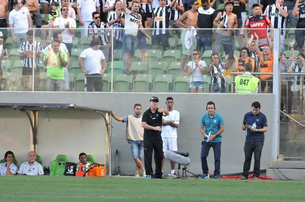 lances do primeiro tempo do jogo entre Atltico e Flamengo no Independncia