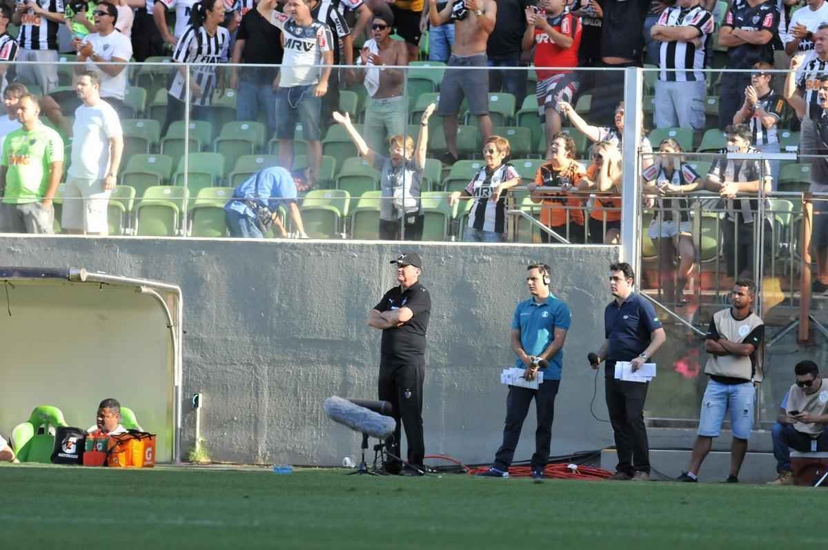 lances do primeiro tempo do jogo entre Atltico e Flamengo no Independncia