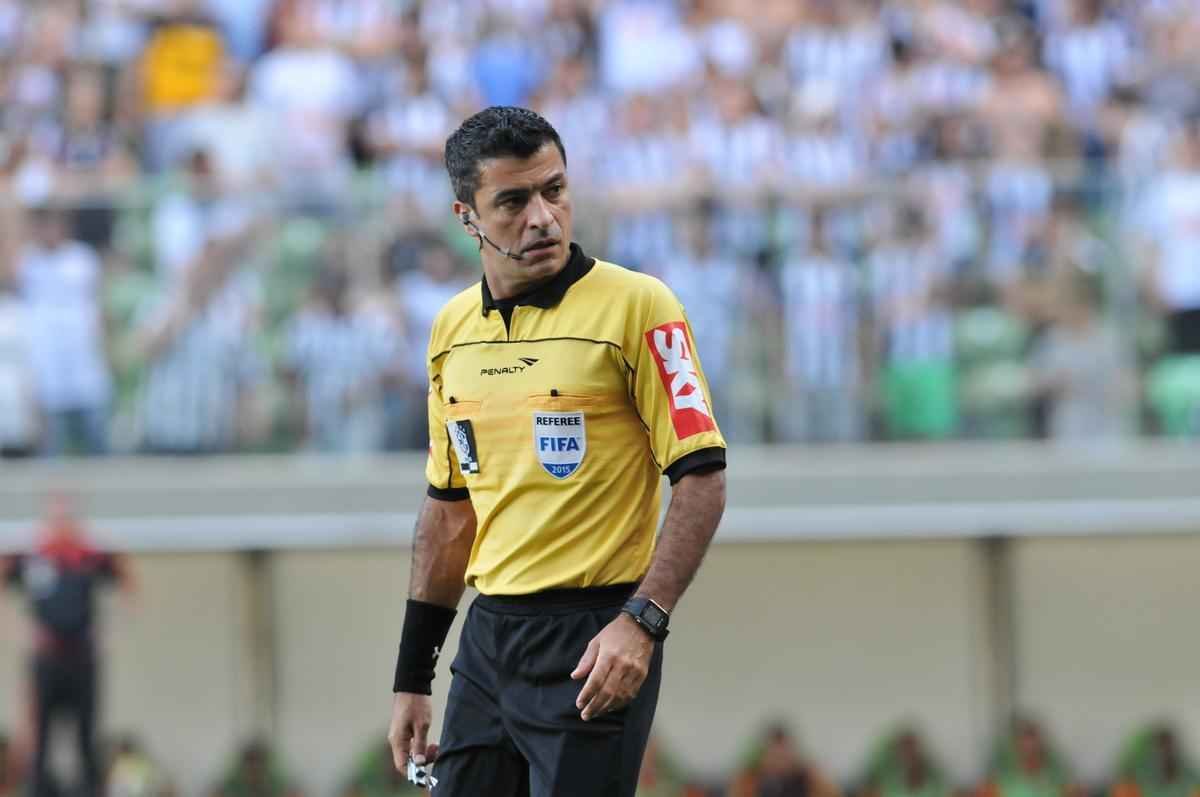 lances do primeiro tempo do jogo entre Atltico e Flamengo no Independncia