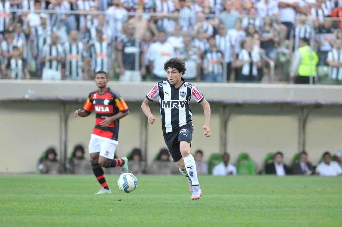 Imagens do segundo tempo da partida no Independncia, que teve at intervalo tcnico por conta do calor