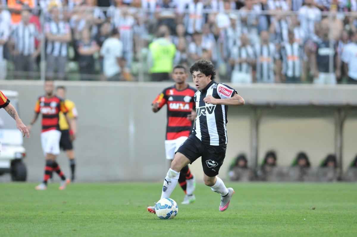 Imagens do segundo tempo da partida no Independncia, que teve at intervalo tcnico por conta do calor