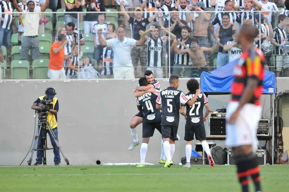 Jemerson marca terceiro gol do Atltico sobre o Flamengo, e Dtolo chega  terceira assistncia na partida