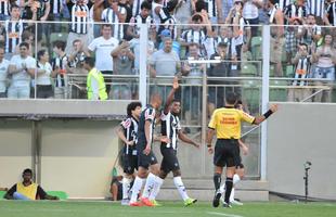 Jemerson marca terceiro gol do Atltico sobre o Flamengo, e Dtolo chega  terceira assistncia na partida