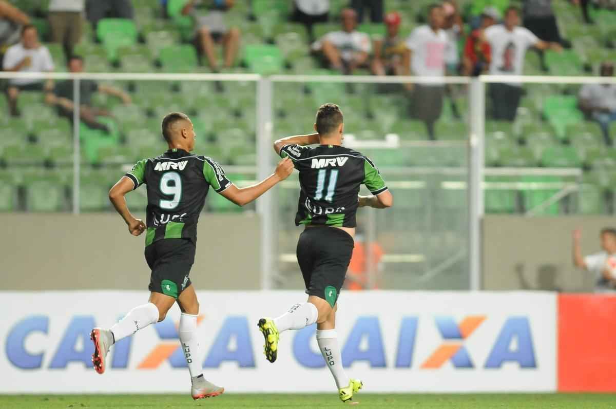 Fotos de Amrica x Cricima, no Independncia, em confronto vlido pela 28 rodada da Srie B do Brasileiro (Ramon Lisboa/EM/D.A Press)