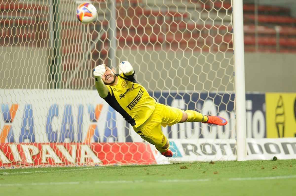 Fotos de Amrica x Cricima, no Independncia, em confronto vlido pela 28 rodada da Srie B do Brasileiro (Ramon Lisboa/EM/D.A Press)