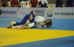 Desafio comeou com o duelo de Tamires Crude (57 kg), que abriu a contagem em favor do Brasil ao derrotar a alem Jacqueline Lisson, com um wazari