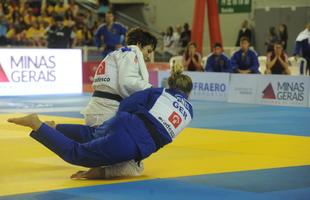 Brbara Timo no deu chances para Jenny Werner e venceu com um wazari e um yuko.