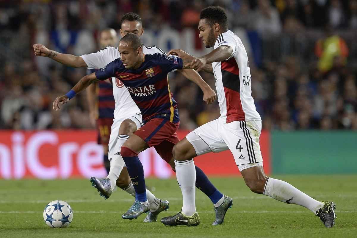 Fotos da partida entre Barcelona e Bayer Leverkusen, pela fase de grupos da Liga dos Campees 