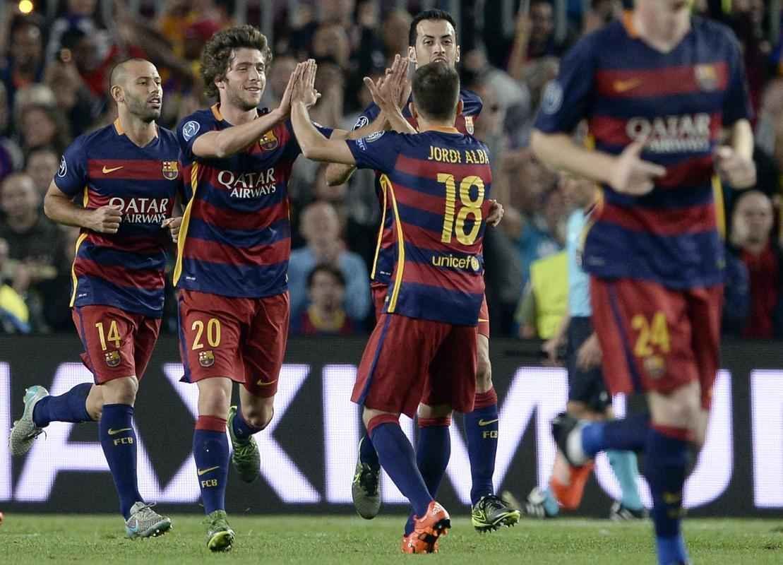 Fotos da partida entre Barcelona e Bayer Leverkusen, pela fase de grupos da Liga dos Campees 