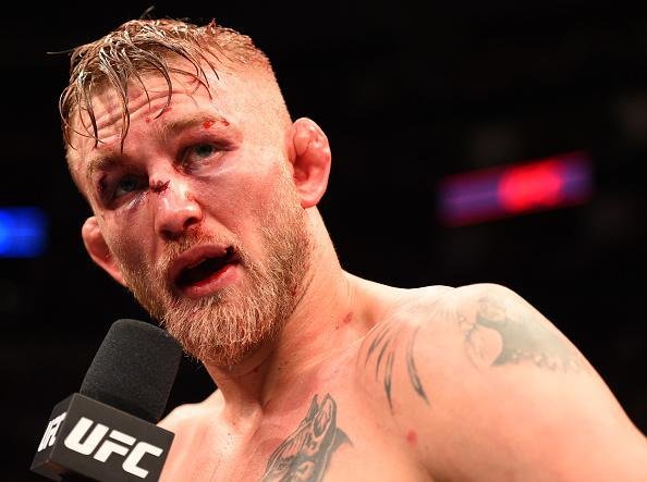 Veja imagens da pica batalha entre Daniel Cormier e Alexander Gustafsson, valendo o cinturo dos meio-pesados do UFC