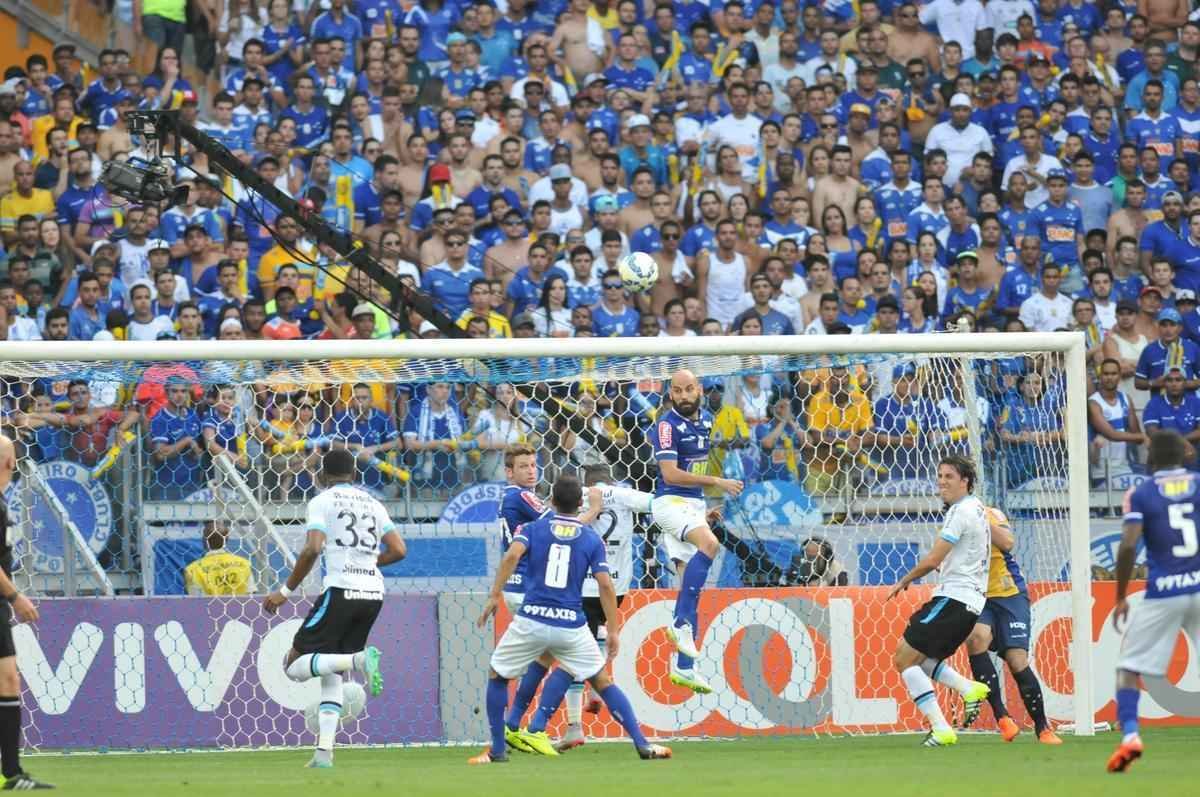 Cruzeiro e Grmio se enfrentam no Mineiro pela 29 rodada do Campeonato Brasileiro