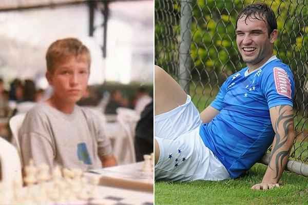 Volante Willian Farias tambm j postou foto da infncia em redes sociais