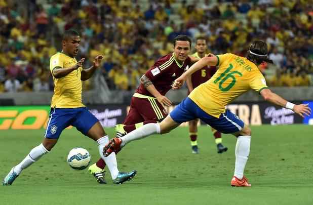 Imagens da partida entre Brasil e Venezuela no Castelo