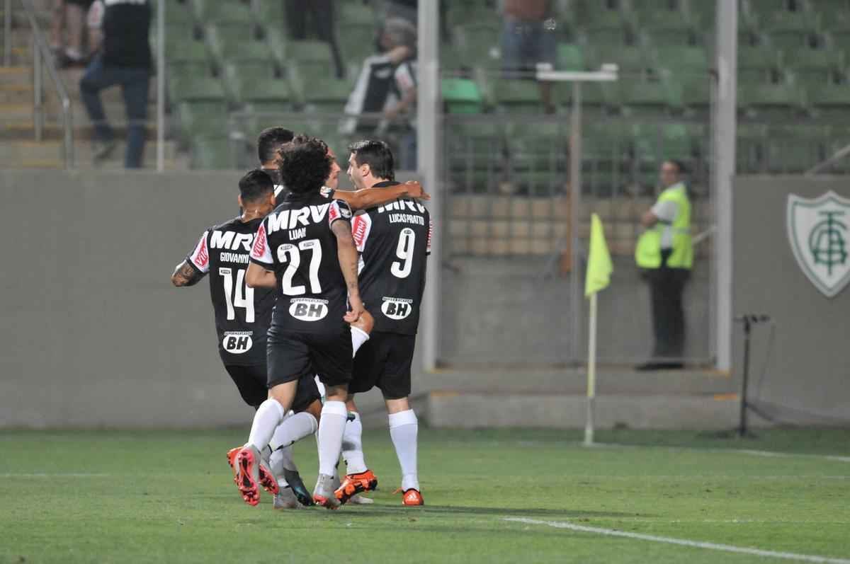 Imagens do jogo entre Atltico e Internacional no Independncia