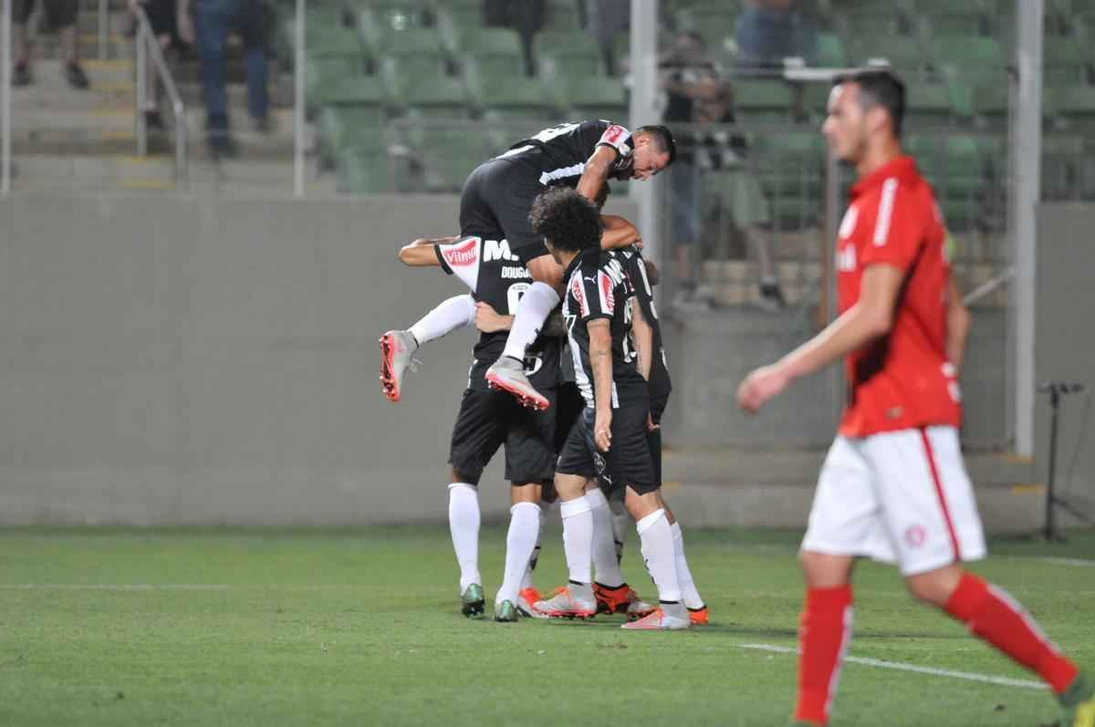 Imagens do jogo entre Atltico e Internacional no Independncia