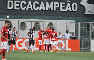 Imagens do jogo entre Atltico e Internacional no Independncia