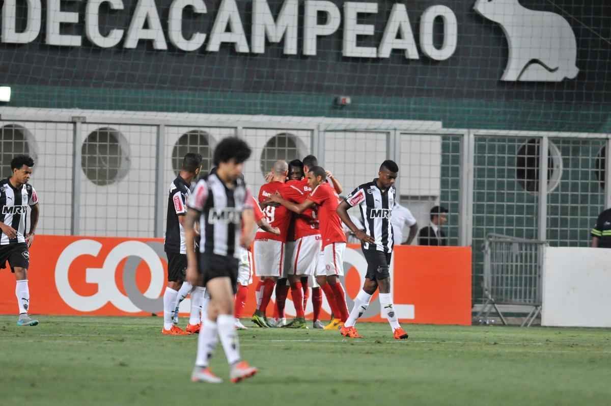 Imagens do jogo entre Atltico e Internacional no Independncia