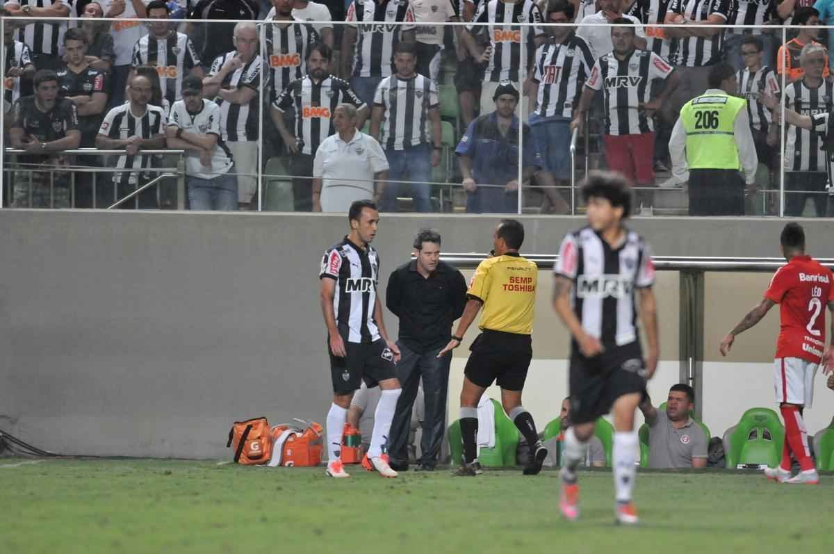 Imagens do jogo entre Atltico e Internacional no Independncia