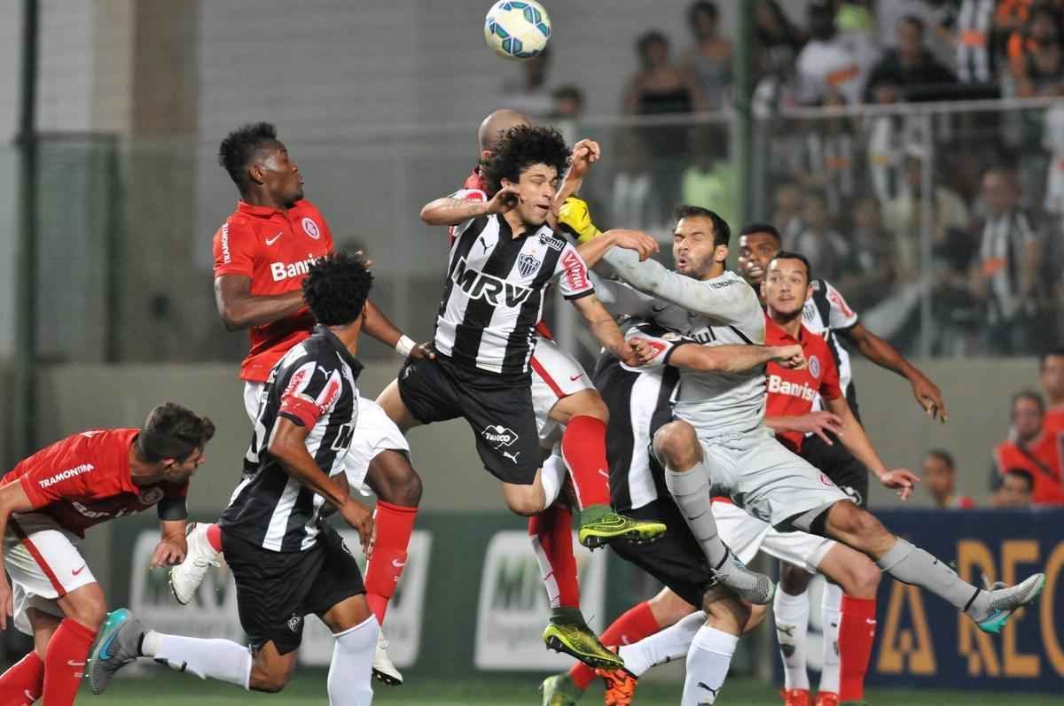 Imagens do jogo entre Atltico e Internacional no Independncia