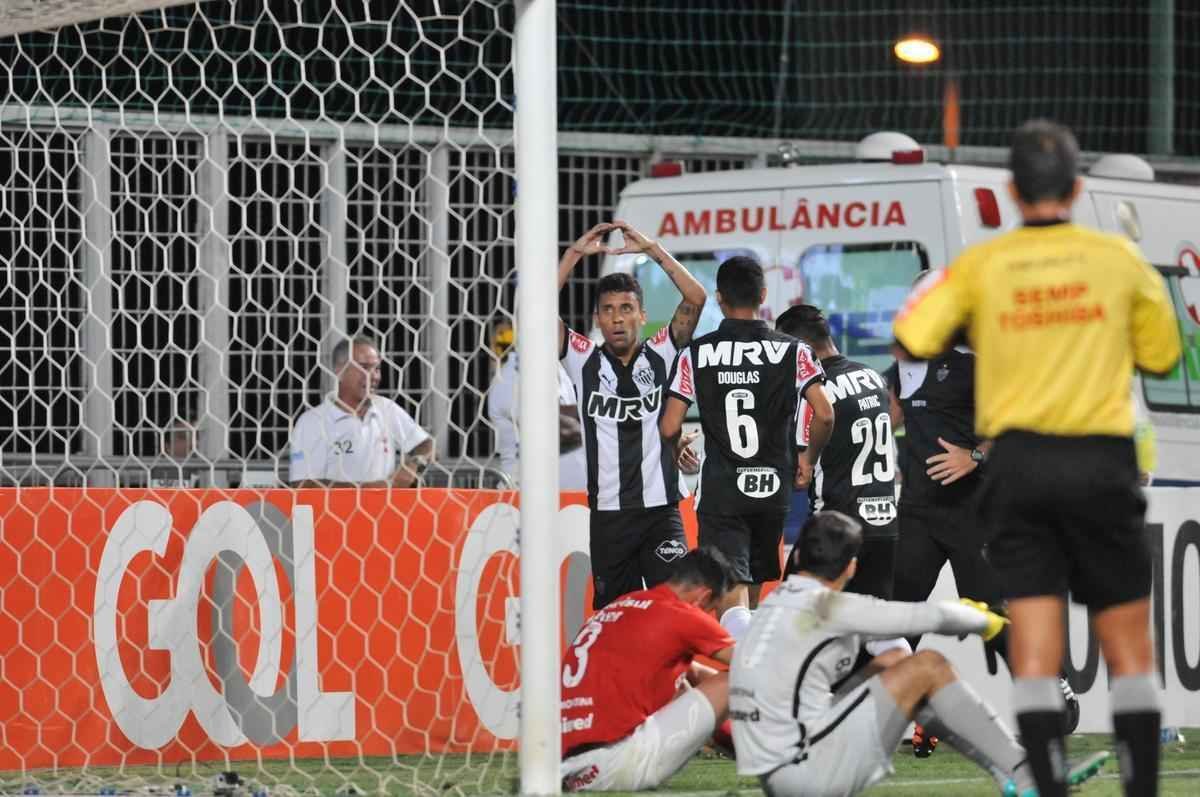 Imagens do jogo entre Atltico e Internacional no Independncia