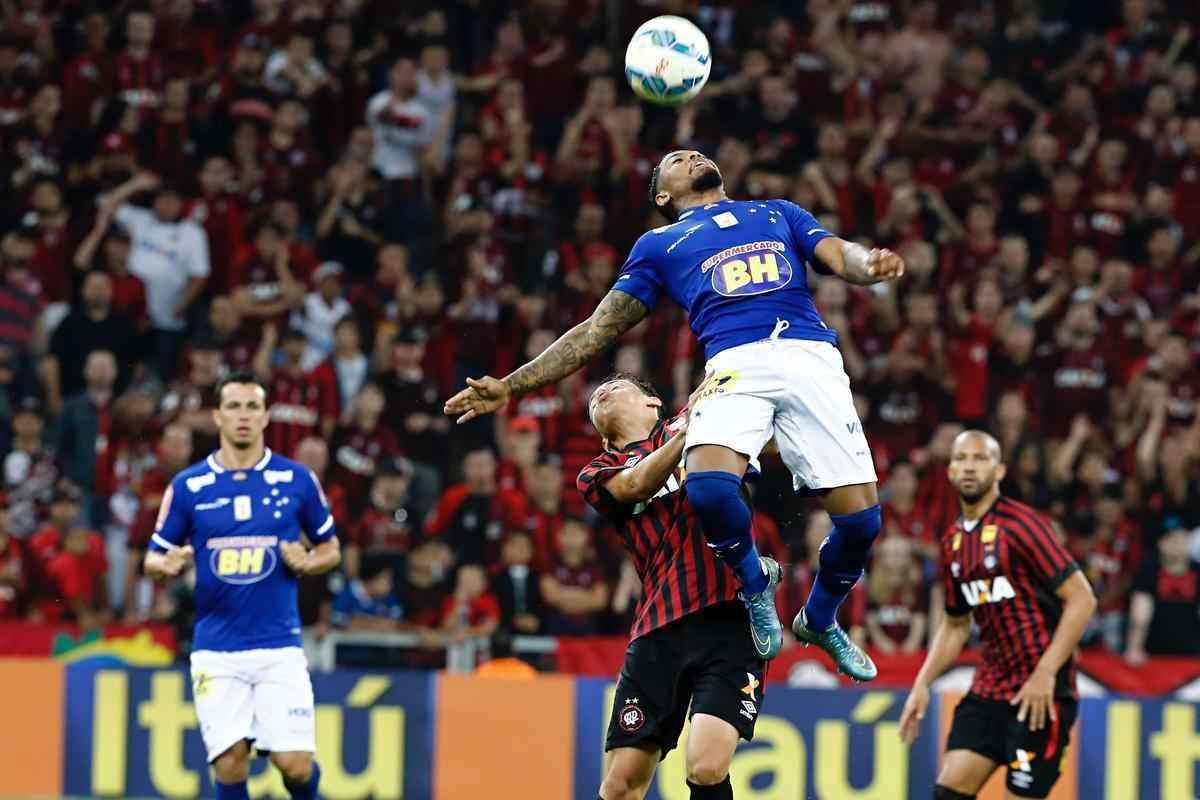 Equipes se enfrentam em jogo vlido pela 30 rodada do Campeonato Brasileiro