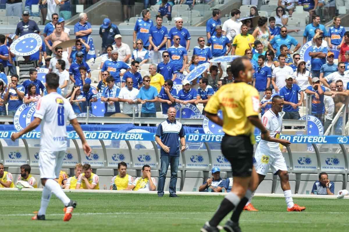 Equipes se enfrentam em partida pela 30 rodada do Campeonato Brasileiro