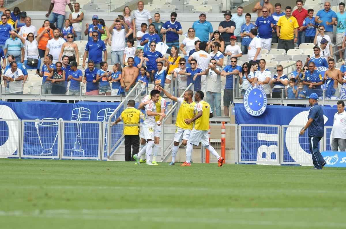 Equipes se enfrentam em partida pela 30 rodada do Campeonato Brasileiro