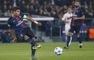 Partida no Parc de Princes foi vlida pelo Grupo A