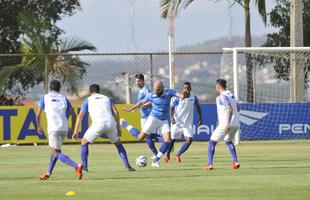 Equipe celeste se prepara para enfrentar o Gois, neste domingo, no estdio Serra Dourada