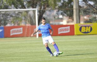 Equipe celeste se prepara para enfrentar o Gois, neste domingo, no estdio Serra Dourada