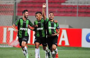 Fotos do jogo entre Amrica e Oeste, no Independncia, pela 32 rodada da Srie B (Ramon Lisboa/EM/D.A Press)