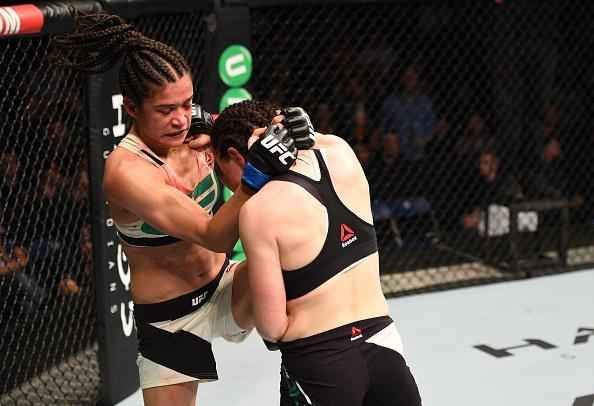 Imagens das lutas e dos bastidores do UFC Fight Night 76 em Dublin, Irlanda