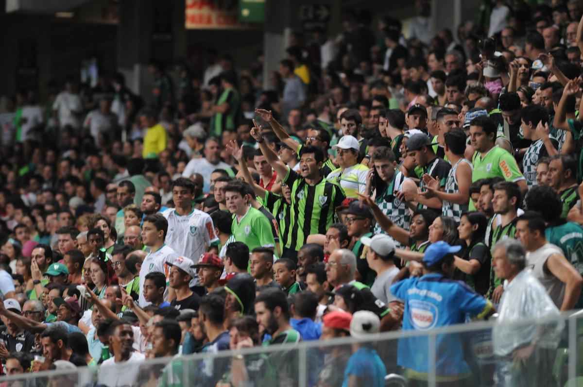 Fotos do jogo entre Amrica e Paysandu no Independncia