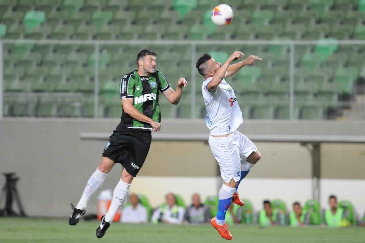 Fotos do jogo entre Amrica e Paysandu no Independncia