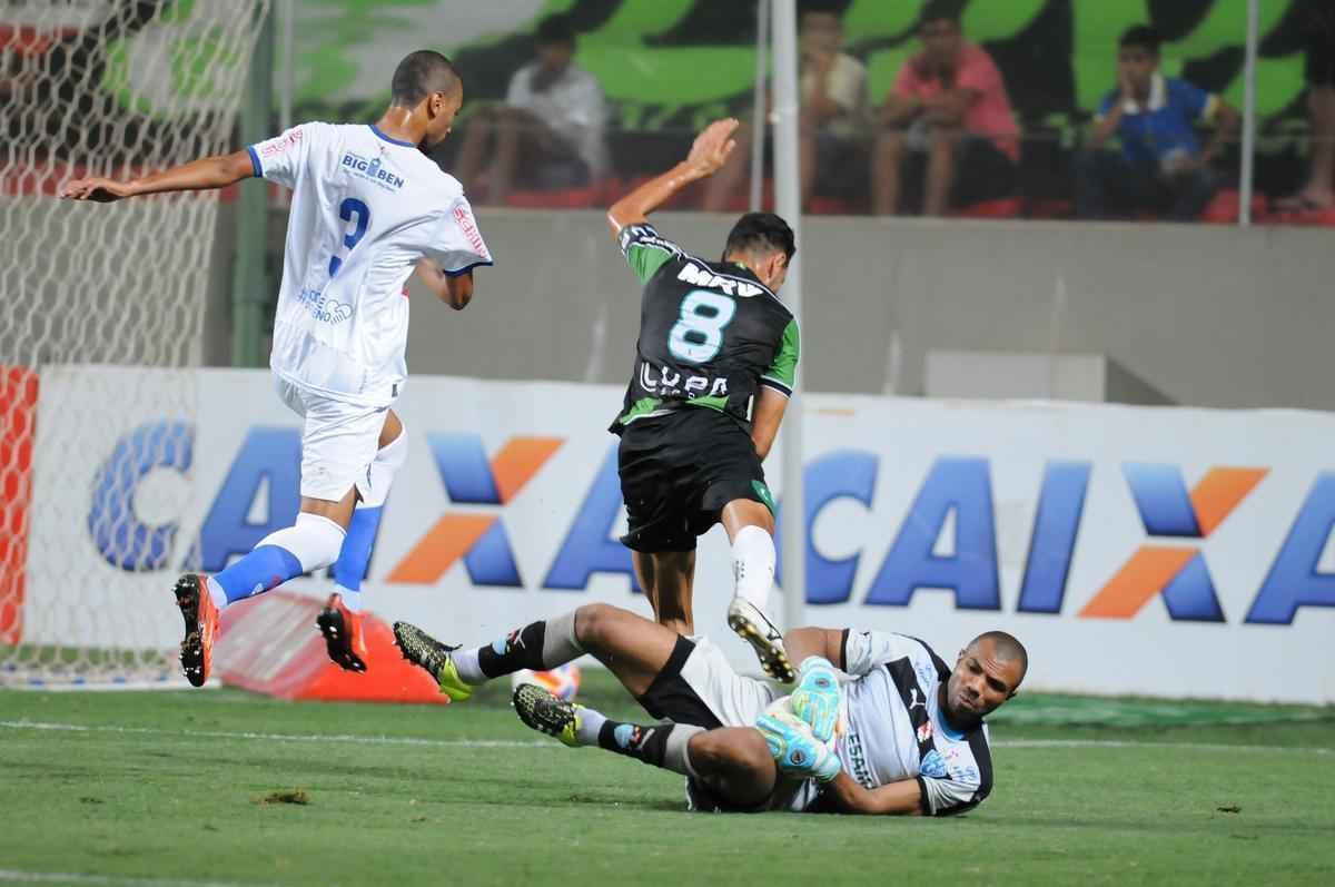 Fotos do jogo entre Amrica e Paysandu no Independncia