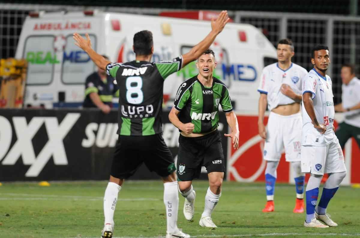 Fotos do jogo entre Amrica e Paysandu no Independncia