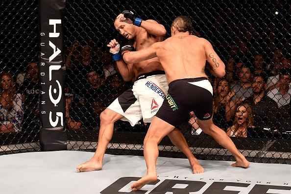 Veja a galeria de fotos do super nocaute de Vitor Belfort