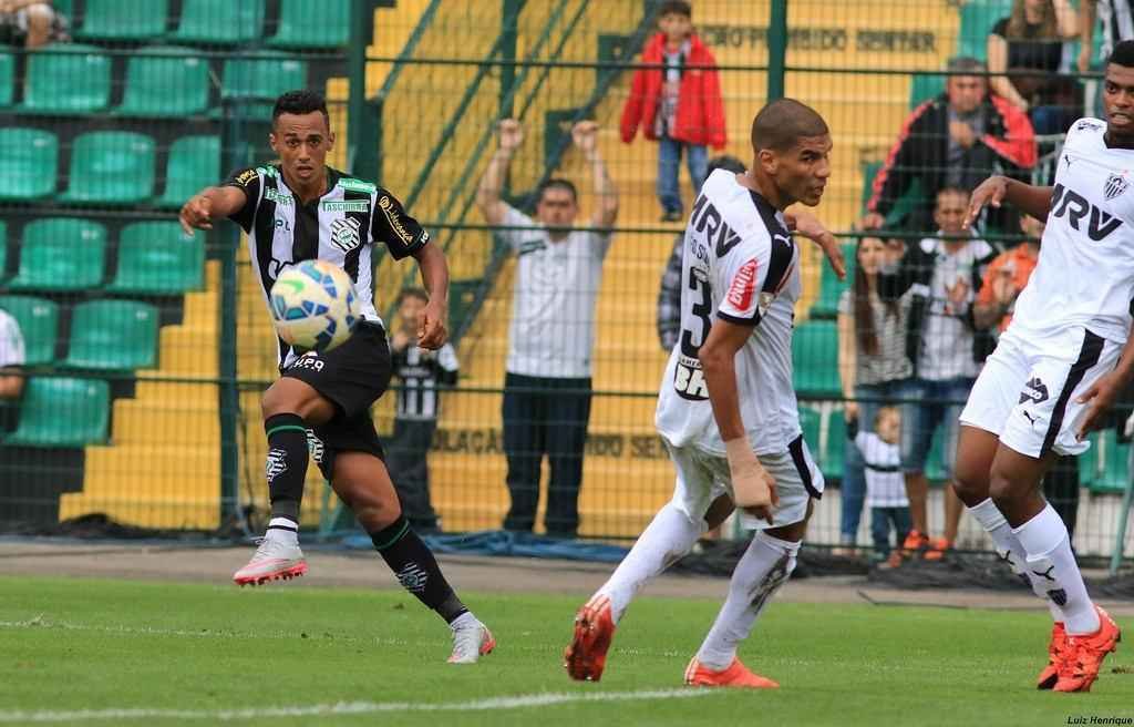 Fotos da vitria do Atltico sobre o Figueirense no Orlando Scarpelli