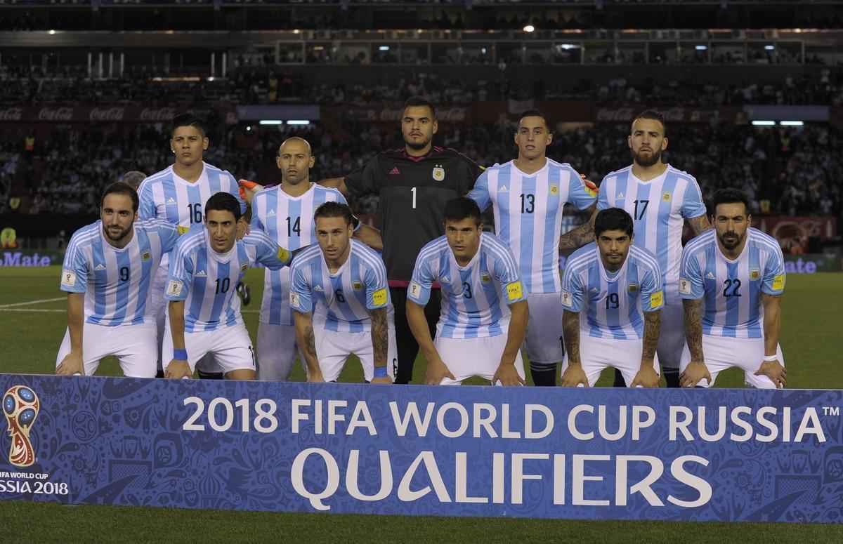 Imagens do primeiro tempo do jogo entre Argentina e Brasil, em Buenos Aires, pelas Eliminatrias