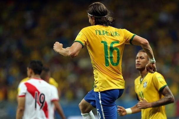 Imagens do jogo entre Brasil x Peru em Salvador