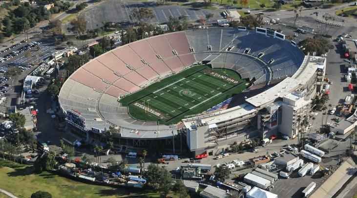 Localizado em Pasadena, subúrdio de Los Angeles (Califórnia), o Rose Bowl Stadium tem capacidade para 92.542 espectadores