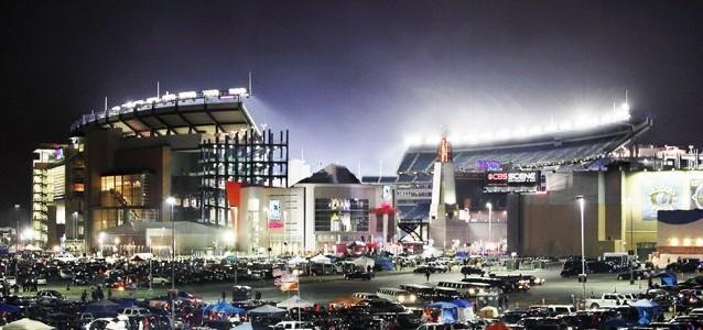 O Gillette Stadium fica em Foxborough, na região metropolitana de Boston, e tem capacidade para 66.829 pessoas