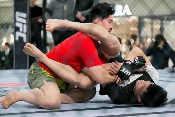  Choi Doo-Ho afia jiu-jtsu 