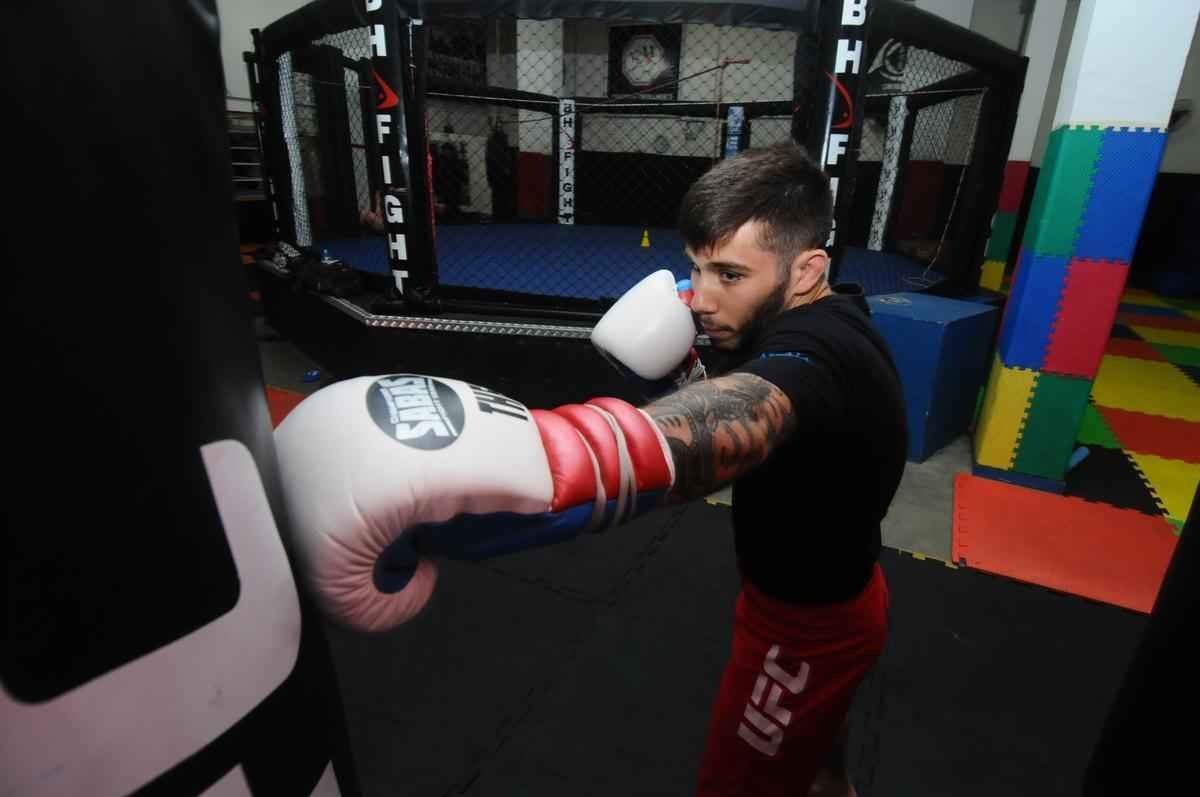 Imagens da entrevista do Superesportes com o mineiro Matheus Nicolau