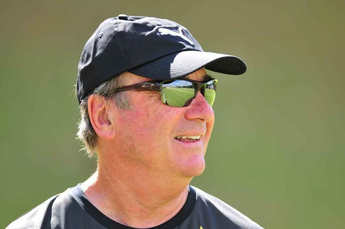 Antes da final do Campeonato Mineiro deste ano, contra a Caldense, Levir recordou derrota na deciso do Estadual quando comandava o Cruzeiro, em 2005: ' claro que a gente lembra. Cachorro mordido por cobra tem medo de linguia. De minha parte no vai haver descuido. Lembro que houve naquela poca (2005 contra o Ipatinga). Foi culpa minha pelo excesso de confiana. Acho que estou mais bem preparado do que na ltima vez'