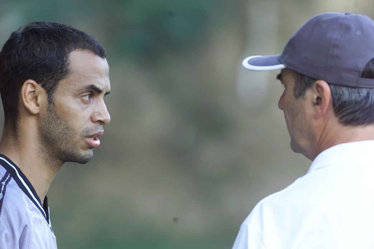 Veja fotos das trs passagens anteriores do tcnico Levir Culpi no comando do Atltico