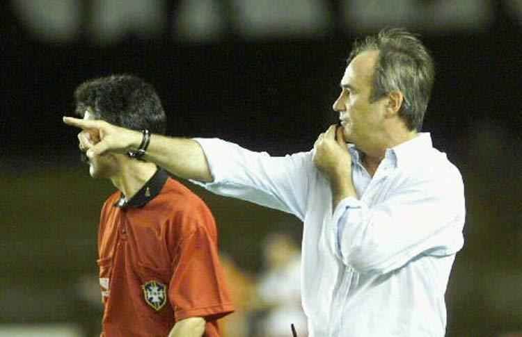 Veja fotos das trs passagens anteriores do tcnico Levir Culpi no comando do Atltico